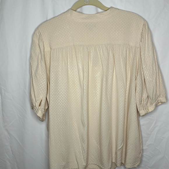 Ann Taylor Top - Picture 2 of 3